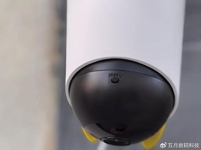 看护家监控摄像头缩略图