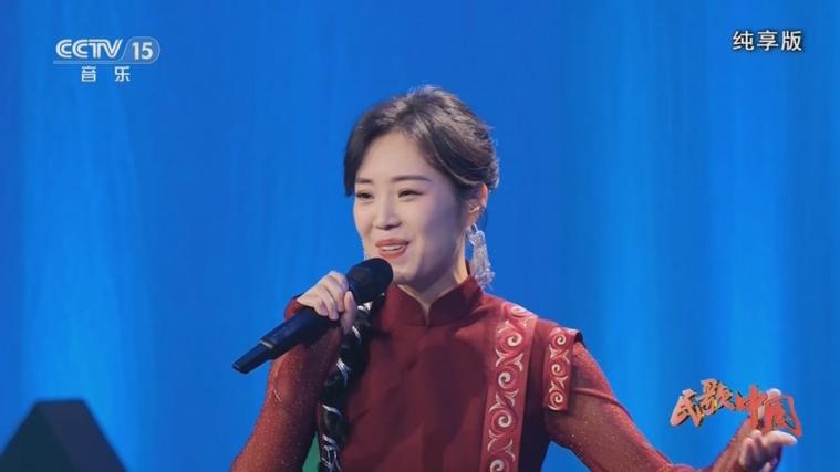 云朵上的羌寨的演唱者
