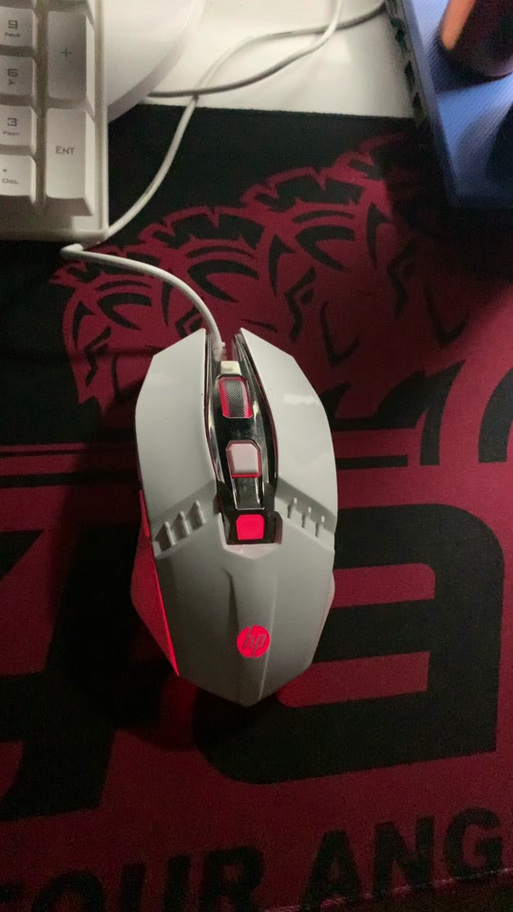 无线鼠标摔了不亮灯