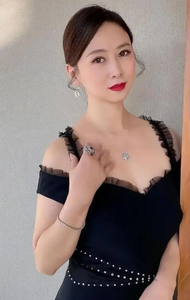翁虹指数满天星