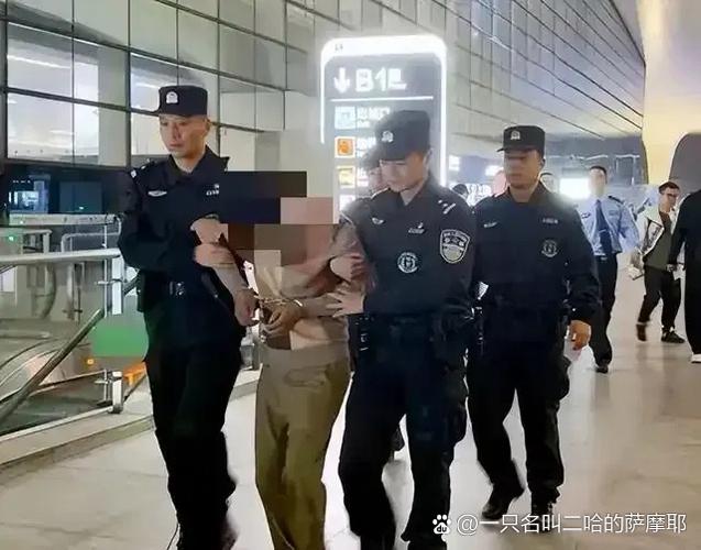 刑警很会看人