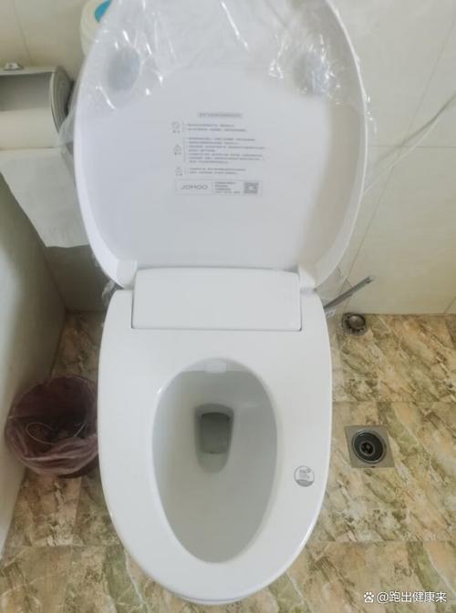 智能马桶不感应开盖