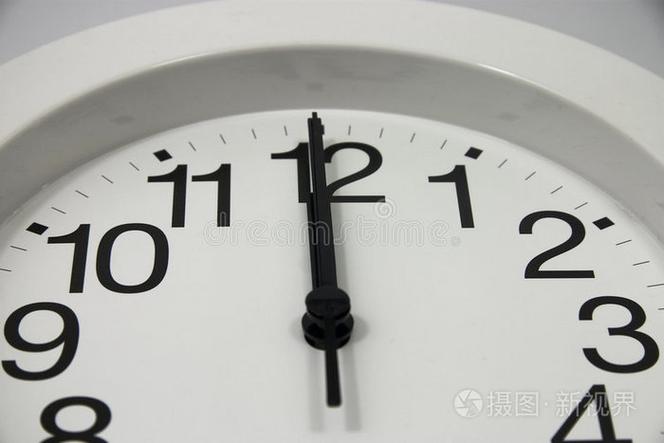 闹钟00.00怎么设置