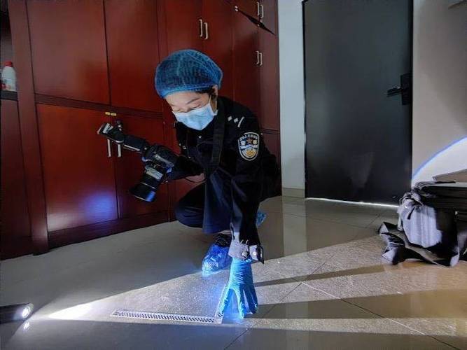 警察提取指纹图标