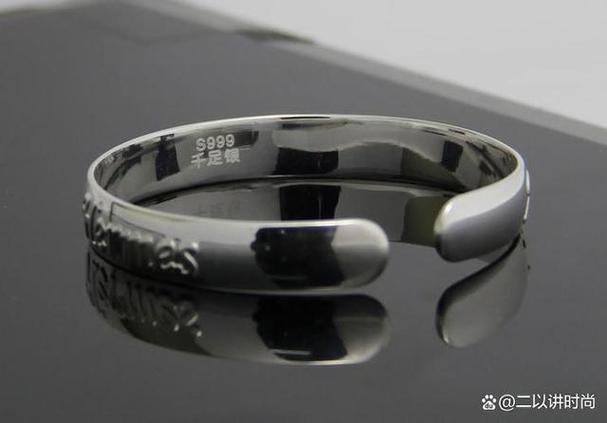 990银是纯银吗