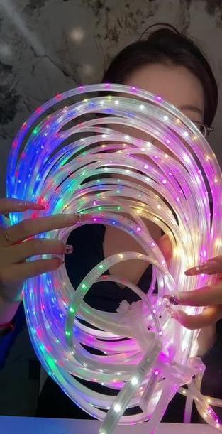 七彩灯带效果图