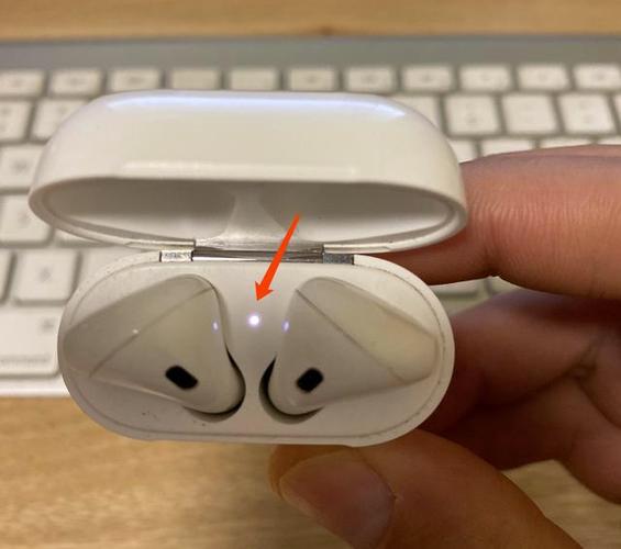 苹果两个耳机怎么一起听歌