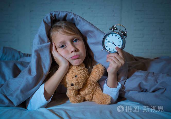 睡觉很死闹钟闹不醒图标