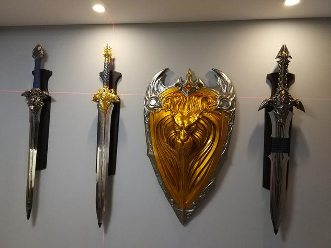 莱恩乌瑞恩的武器