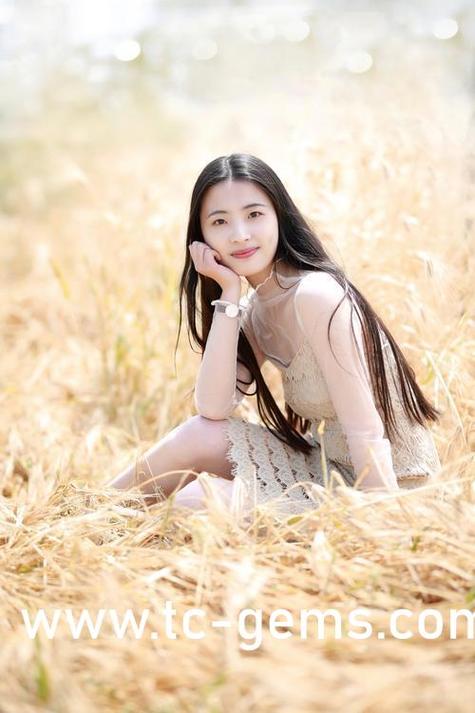 巨人女英雄凌斗神