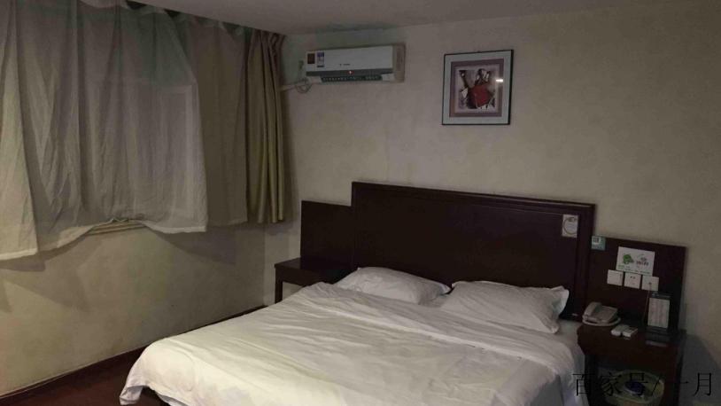附近旅馆住宿50元一晚游戏截图