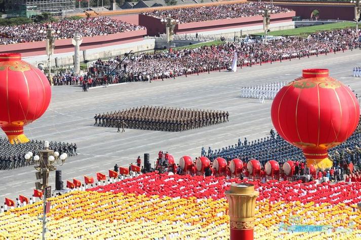 2009国庆阅兵全程回放完整版缩略图