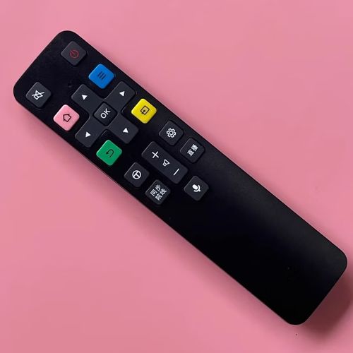 tcl遥控语音键在哪