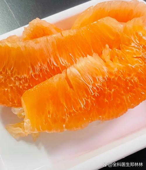 柚子果肉是橙色的可以吃吗