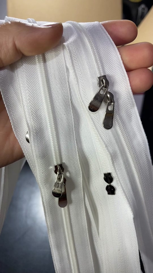 双头拉链错位一高一低怎么恢复