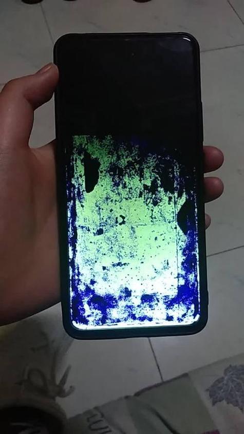 vivo屏幕漏液修一下多少钱