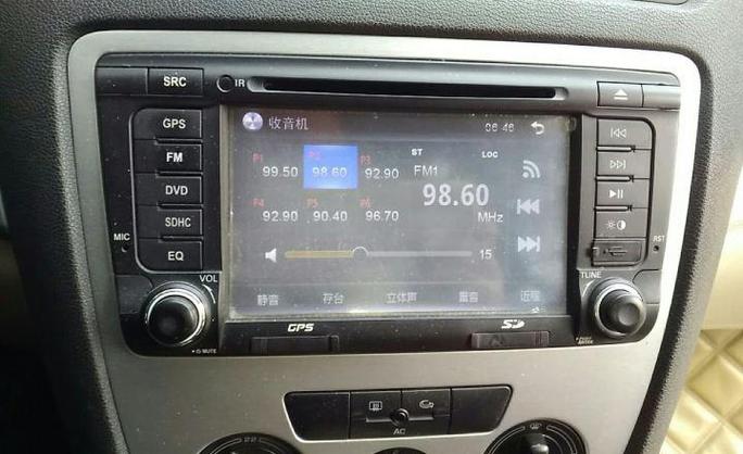 汽车音响有显示无声音