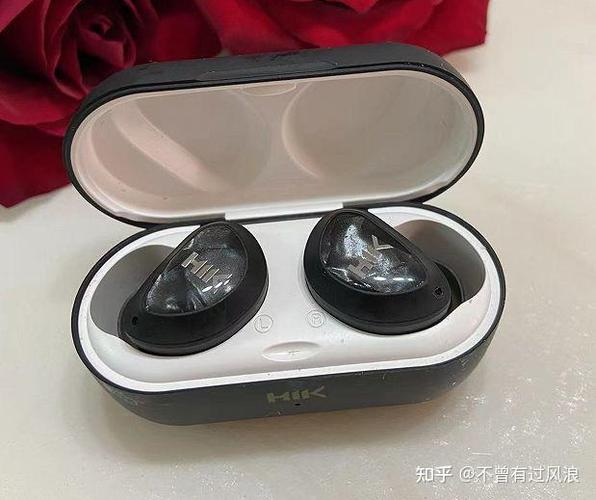 蓝牙耳机一般听歌能听多久缩略图