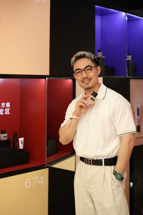 蓝掌柜创始人