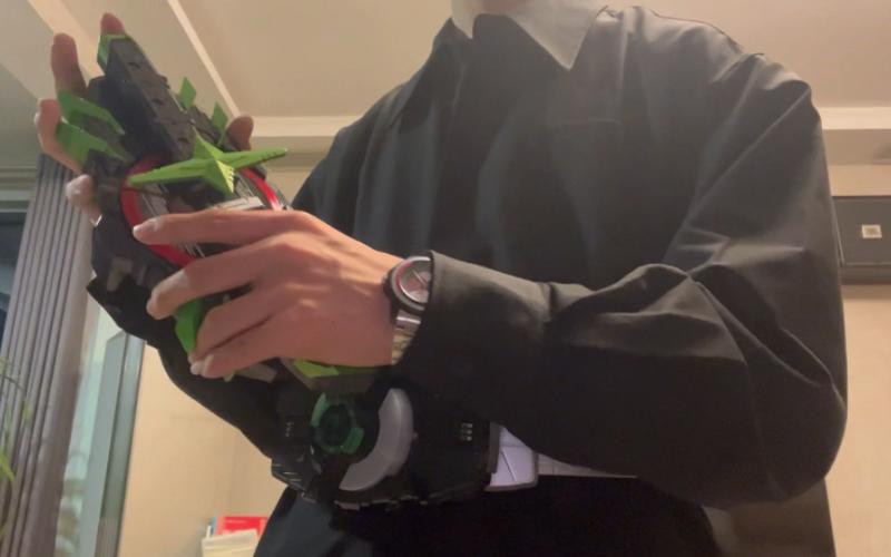 武神带扣