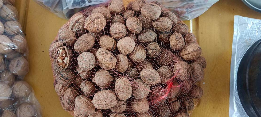普通核桃几块一斤