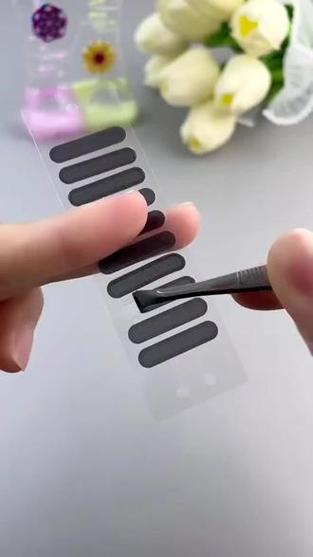 手机防尘网怎么清理