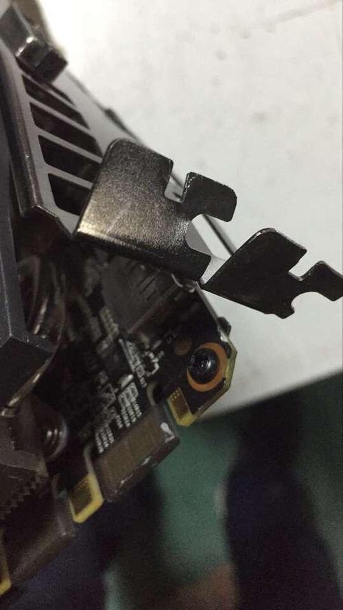 显卡摔了一下没事吧