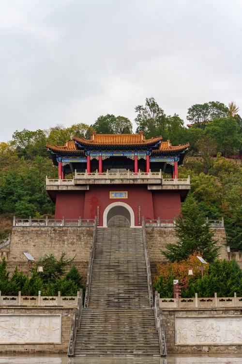周祖翡翠国际是富人区吗