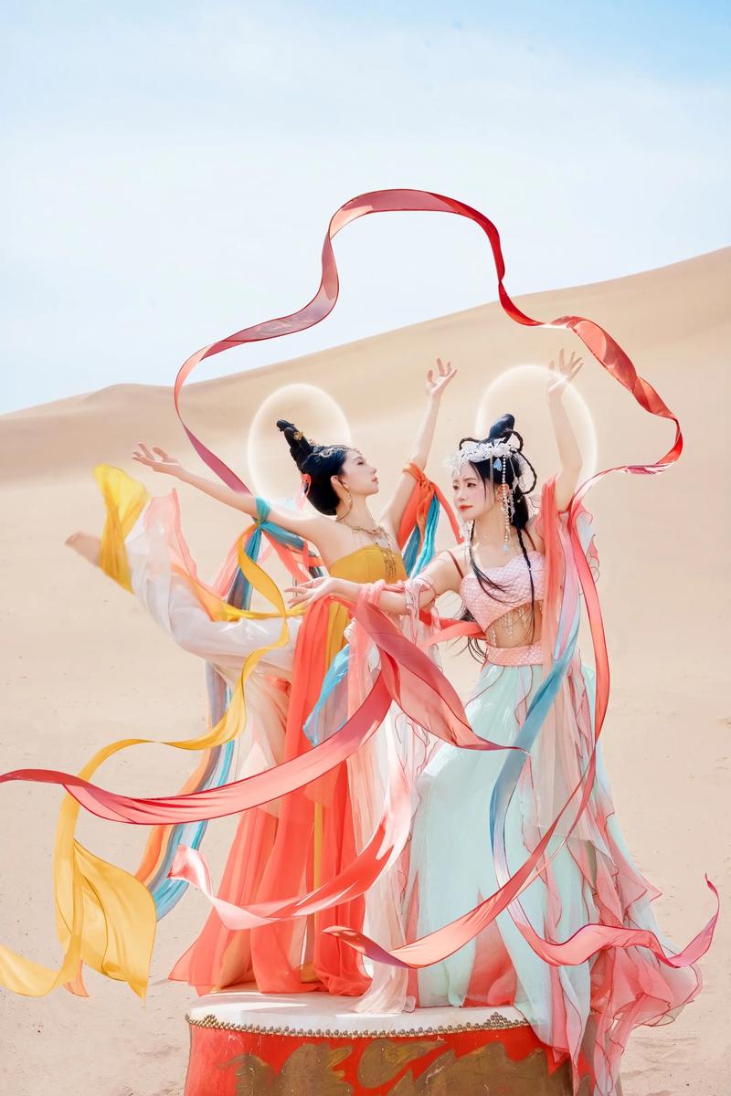 飞天小女警里的cp有哪些