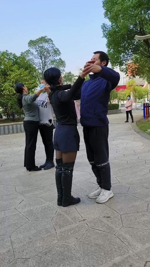 贴身交谊舞视频