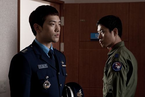 r2b回到基地国语版免费观看