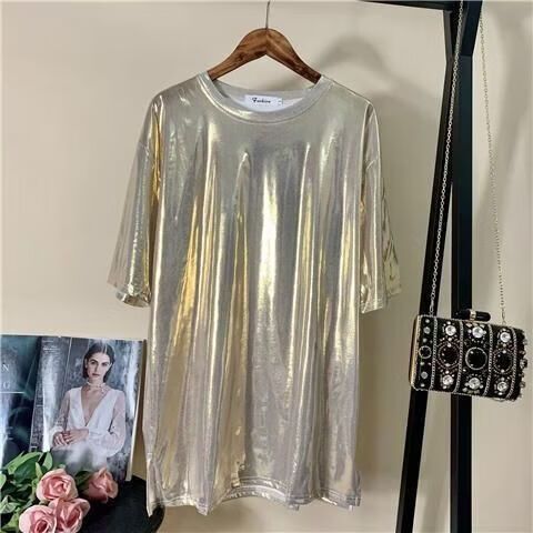购闪闪的衣服是正品吗