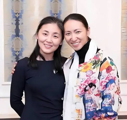 变大的清华麻麻