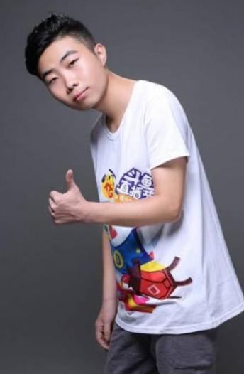 不求人撞车花臂