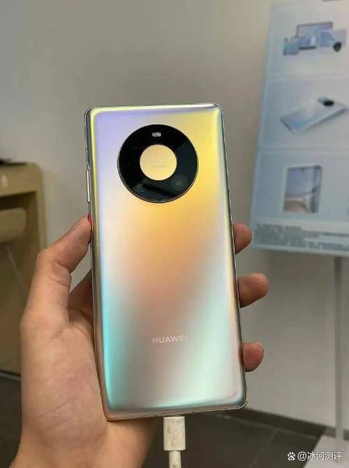 华为mate40pro氛围灯