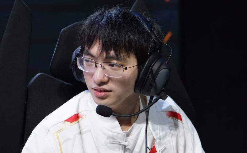 lol英雄池最深的职业选手截图