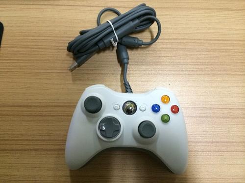 支持xbox360主机的手柄
