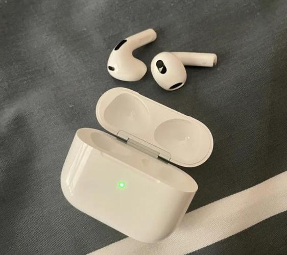 flypods3和airpods