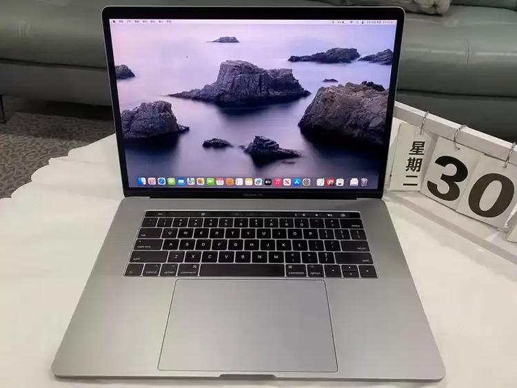 macbookpro2017颜色