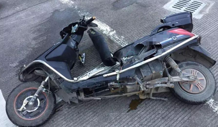 电动车坏了怎么叫拖车