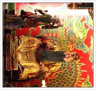 装王爷是个什神