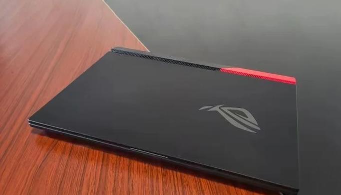 rog魔霸眼睛会发光吗