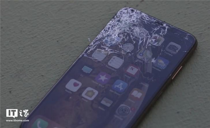苹果xs max黑屏没反应缩略图