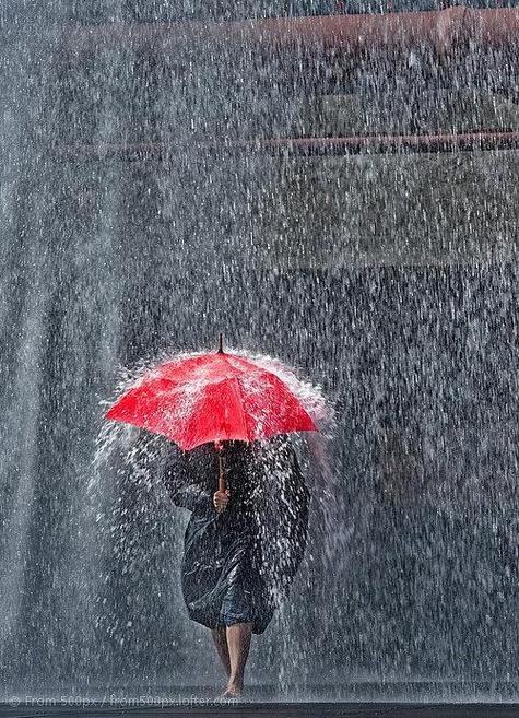 heavy rain是什么词性