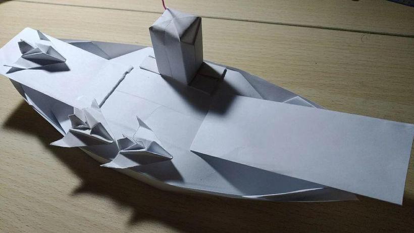纸折的航空母舰游戏截图