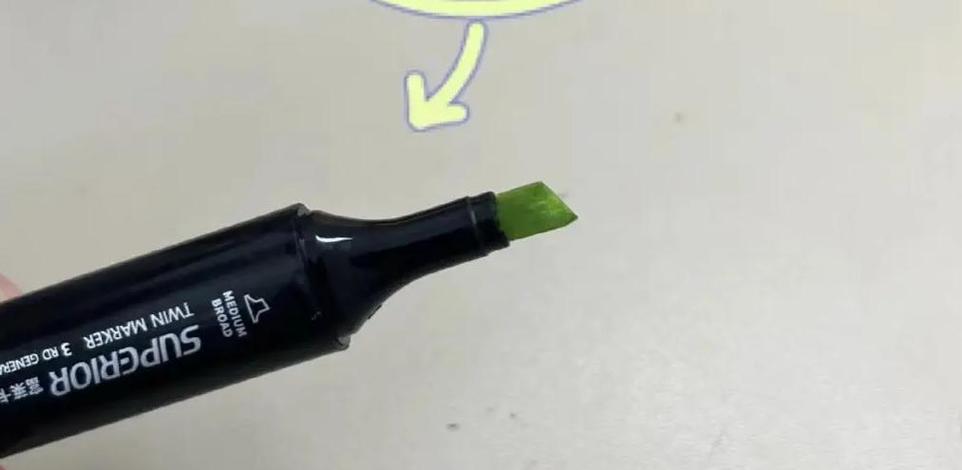 马克笔墨水怎么加