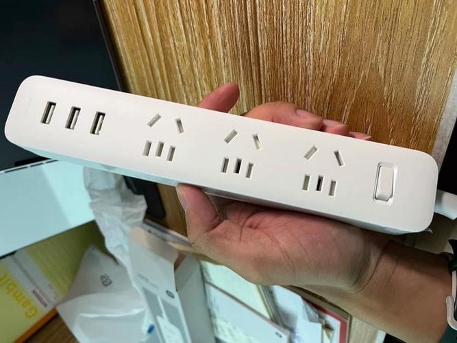 小米手机突然出现一个插头标志缩略图