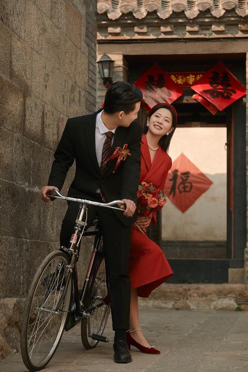 八零年代甜婚截图