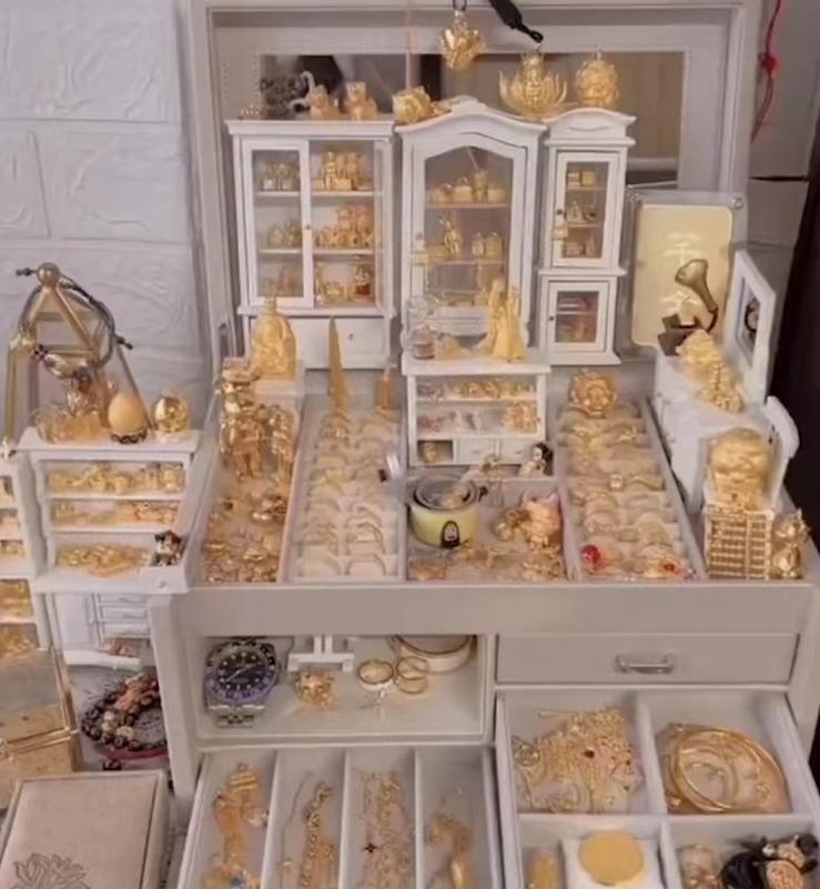 黄金屋是杂牌还是名牌