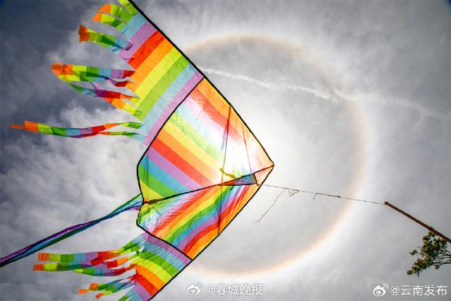 怎样拍照有时间和日期图标